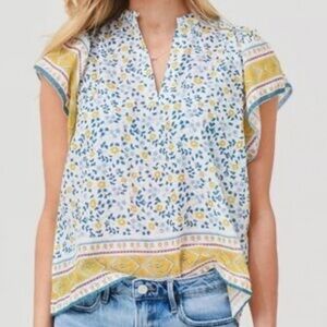 Trovata Birds of Paradis floral Brett top in Small
